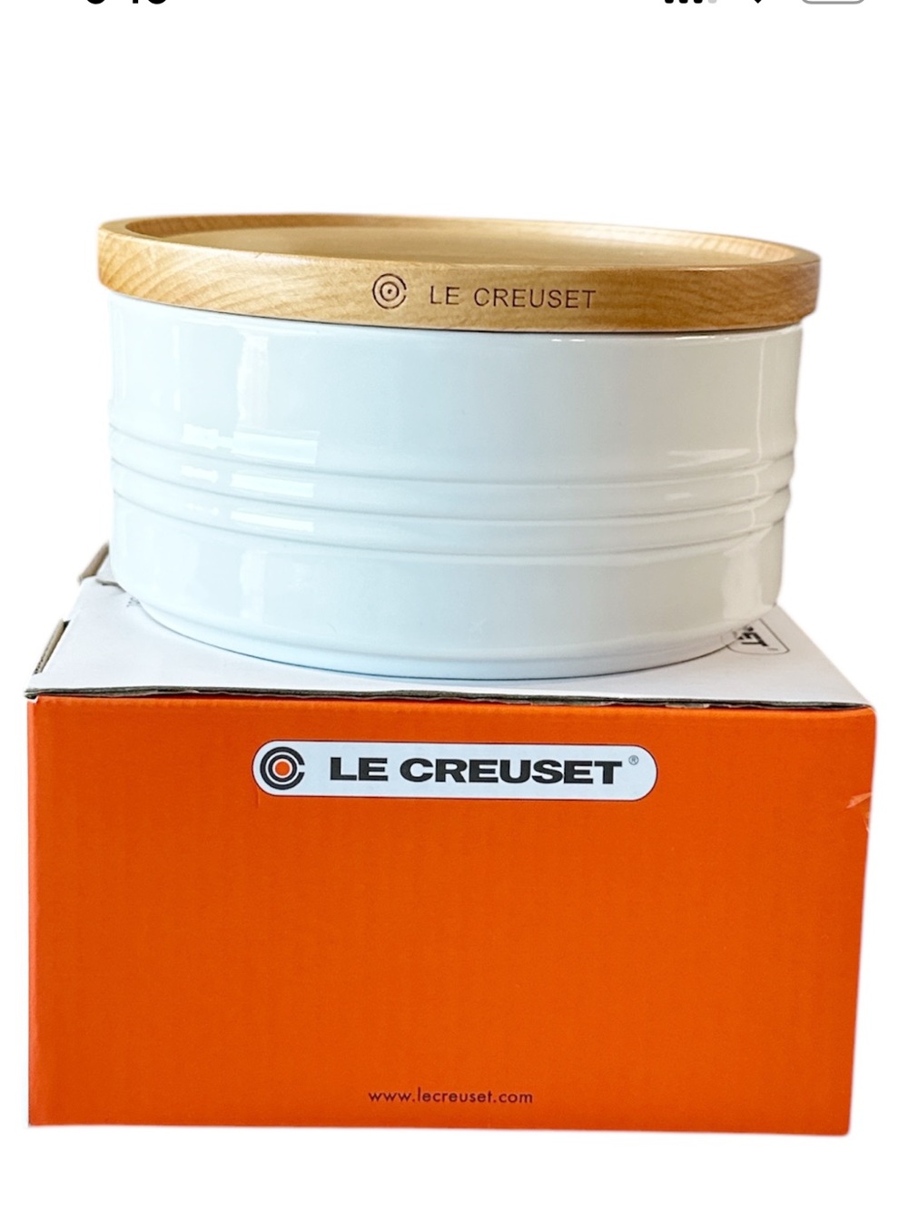 NEW Le Creuset WHITE CANISTER with Natural Wood Lid 23oz